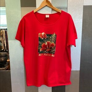 Mele Kalikimaka (Hawaiian Christmas Song) Women's Red T-Shirt